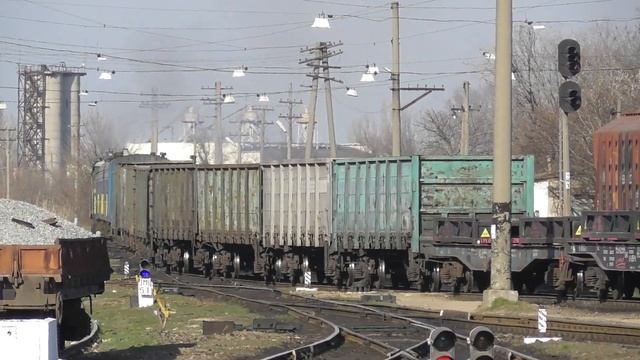 Служебный "грузач" 2ТЭ10. Николаев
