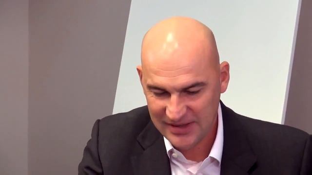 Радислав Гандапас о лидерстве, ответственности за себя и других