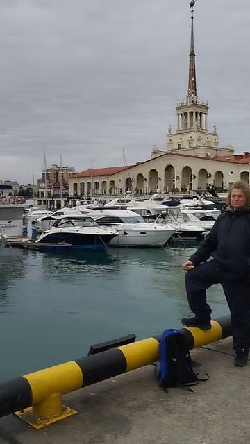 Чем заняться в 63 жить в Москве, рыбачить в Сочи, услуги: адвоката, уроки, #english , массаж, туризм