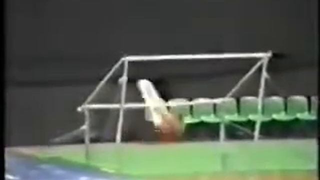 Oksana Omelianchik - 1987 USSR Display - Uneven Bars