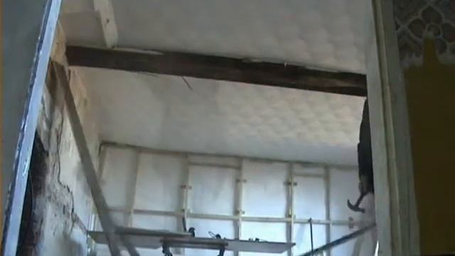 exposing the lounge beam.wmv