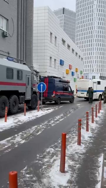 В Москве силовики устроили масштабный рейд по мигрантам !!!