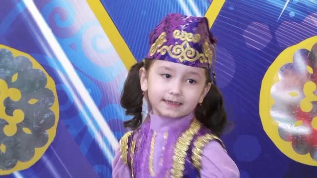 Йәсминә Мөхәмәҙиева - Мин яратам йырларға