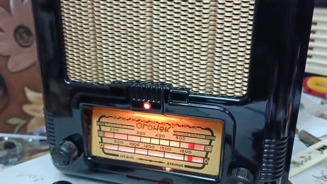 Ламповый приёмник "Огонёк" 1956 года выпуска. Востановлен и переделан на FM диапазон + Блютус.