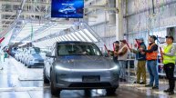 Обновленный Tesla Model Y 2025 сошел с конвейера: названы сроки поступления к дилерам