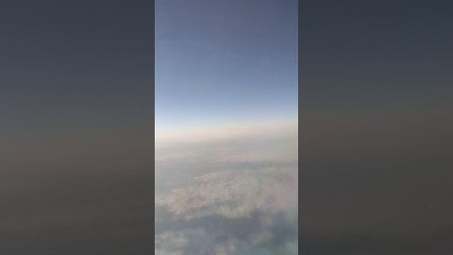 влог в самолёте часть 1