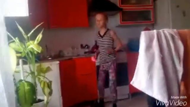 Пародия на клип Егора Крида „Будильник”