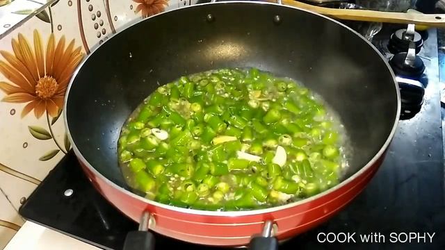 How to make Green Chilli Sauce at Home // ഗ്രീൻ ചില്ലി സോസ് // COOK with SOPHY // Recipe #242