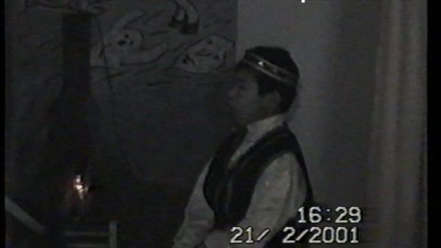 Тыараһа нэһилиэгин "Кылыһах" народнай ансаамбыла. Таатта ТВ архива. 2001 с
