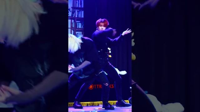 200222 온리원오브 dOra maar 밀 직캠 (OnlyOneOf Mill focus cam) @제일라아트홀 팬사인회
