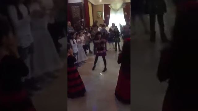 53 школа, поп танцы