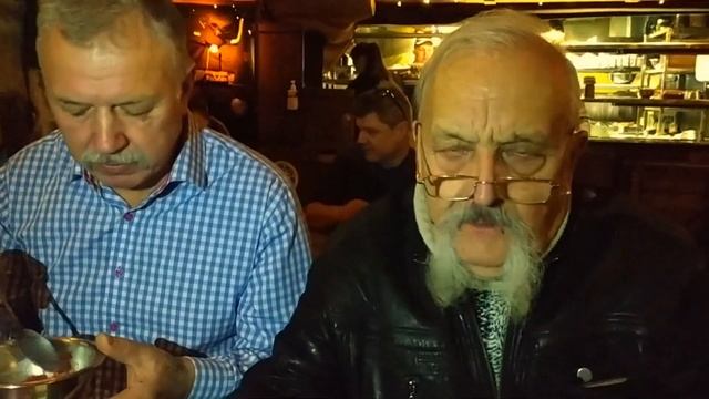 в Криївці з Євгеном Дзюба, у Крыiвцi з Яўгенам Дзюба
