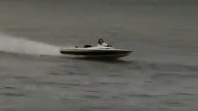turbine boat flyby.mp4