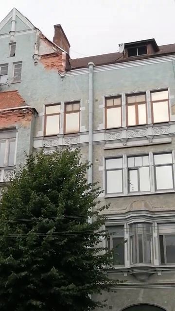 Выборг. Ленинградский проспект, 2 -интересный дом