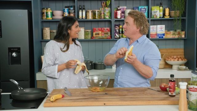 Banana Pancakes with Stewed Rhubarb and Apple | GCBC14 Ep26