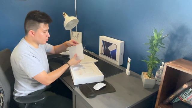 Mac Pro 14 inch Unboxing