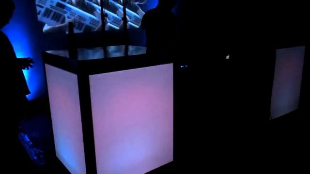Dublight iluminando el 1er aniversario del Bar Monaco con Caro Limon.MOV