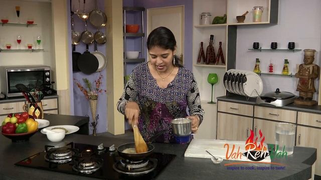 KAJU AND PISTA ROLLS - Mrs Vahchef