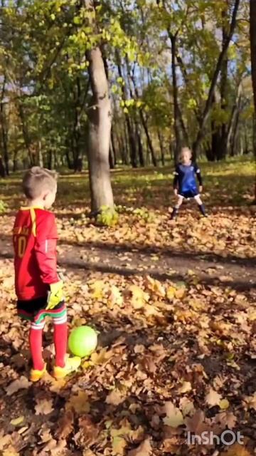 Лев 6 лет. Парк дружбы.
Тамбов. ⚽⚽⚽
Фотосессия.