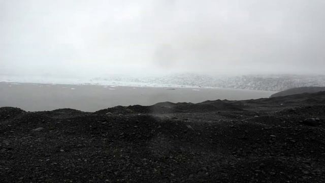 Breiðamerkurjökull calving into Jökulsárlón 22nd week 2014