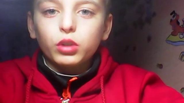 Новенький видео блогер