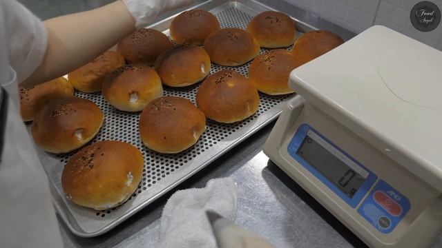 근대골목단팥빵 3종류 - 녹차, 딸기, 생크림 / Red bean & whipping cream bread / Korean street food