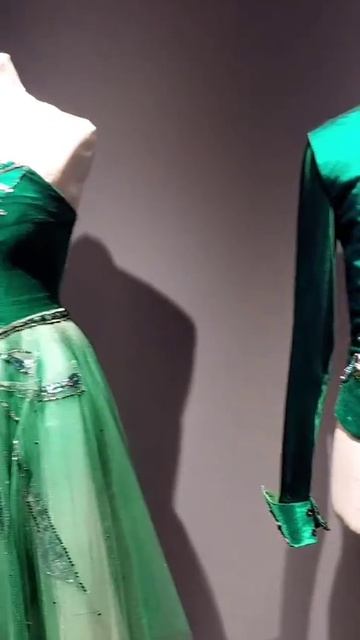 Van Cleef & Arpels Выставка уникальных украшений и балетных костюмов. Петровский пассаж. 2021