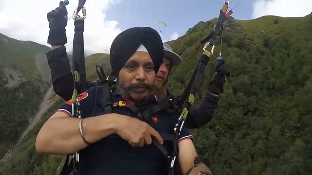 25082018 15 l  gudauri paragliding fly flight gudauriparagliding com