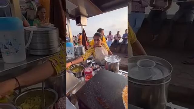 Kavita Didi Fastest Special Dosa __Kolhapur Street Food __ Telugu Food Garage