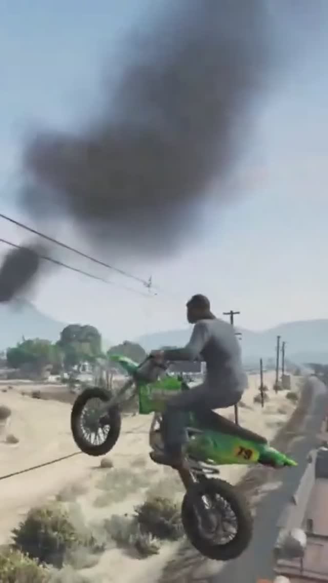 ОГОГО 🤣 #gta #онлайн #прохождение #намотоцикле #прыжки #красиво #гта #shorts