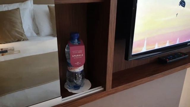 Crowne Plaza Geneva - Standard Double Room