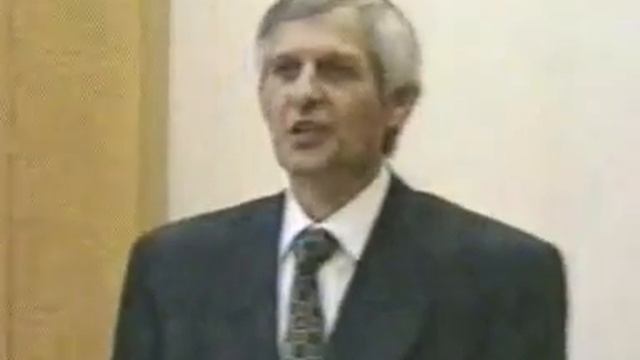 Овчинцев читает стихи