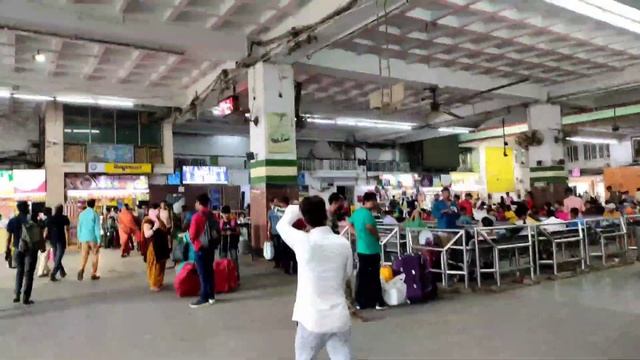 Pune To Howrah Azad Hind Express | Pune - Howrah Train Journey 🚇🚆 | PUNE TO KOLKATA 😊