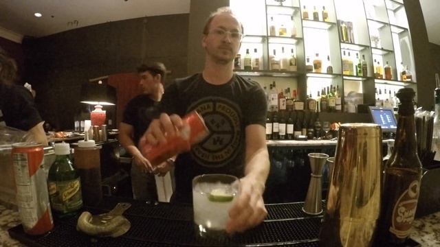 Absolut Lime Cranberry Redbull Cocktail