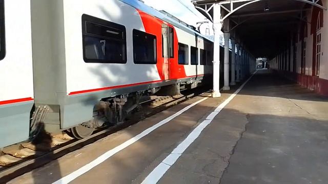Электропоезд ЭС2Г-135 "Ласточка" следует в Тупик.