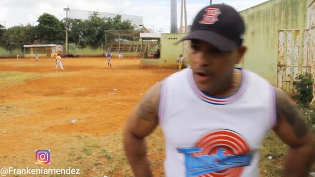 Padre quiere que su hijo sea pelotero a la mala mira porqué