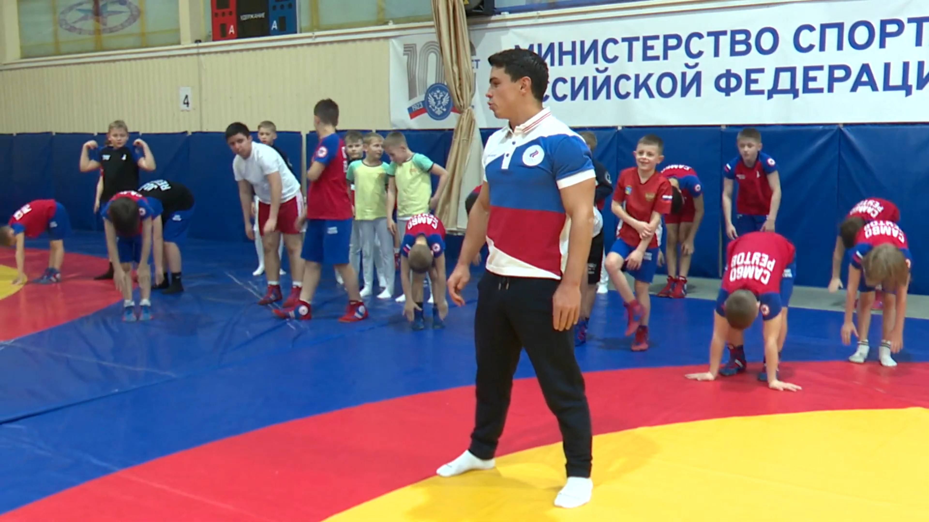 Известный спортсмен Артур Далалоян провёл тренировку для юных реутовчан 18.01.2025