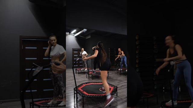 JUMPING с Женей Войтенко 🔥
Танцевальный центр S17, Конюшенная площадь, 2В