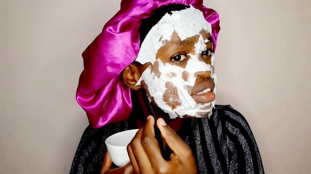 Tomato + colgate to remove pimples //  how to remove blackspots and acne / how to smoothen your ski