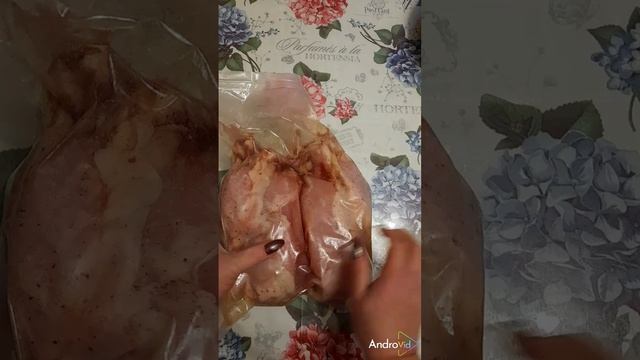 Курочка, запечённая в духовке-и на ужин, и на праздничный стол-вкусно и красиво!