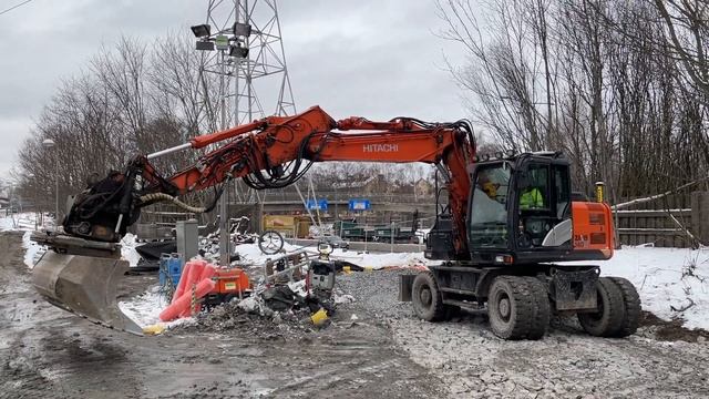Hitachi  ZX140W-5B med tiltrotator - 16 929900 2/2