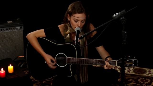 Carol Fincatti - The Cranberries - Zombie (Cover Acustico)