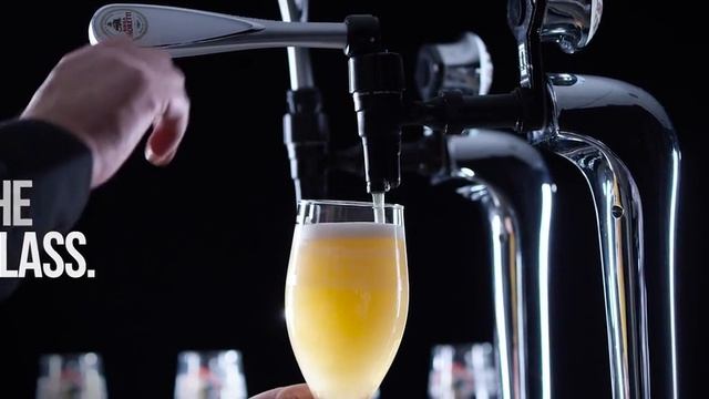 How to pour the perfect pint of Birra Moretti