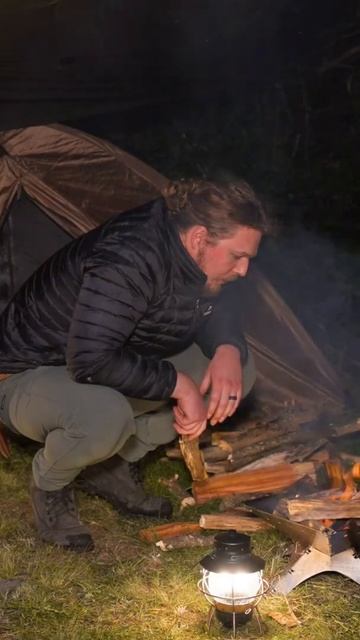 SOUNDS OF CAMPING - EPISODE THREE - SOLO CAMPING IN THE RAIN WITH A RELAXING CAMPFIRE