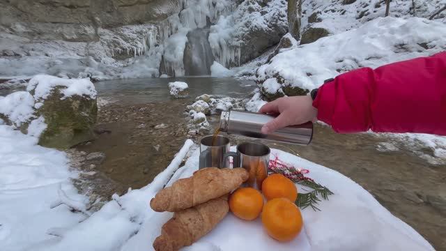 Крым. Место, о котором знают немногие. Водопад СУАТКАН в мороз. Крым.