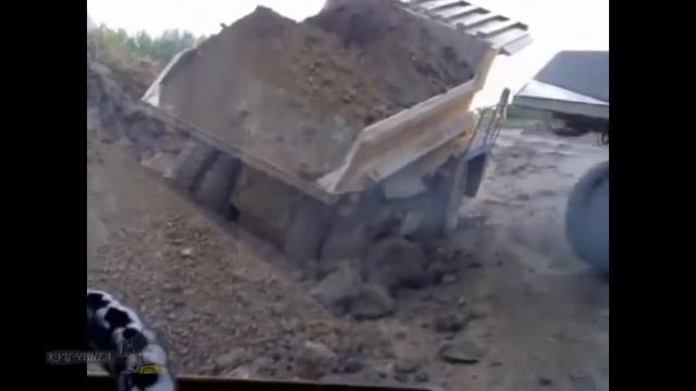 Авто приколы 2015 подборка Машины-тяжеловесы!_yykYwXcnjDkHFUCDDZYCoQWmgwNAPCjt