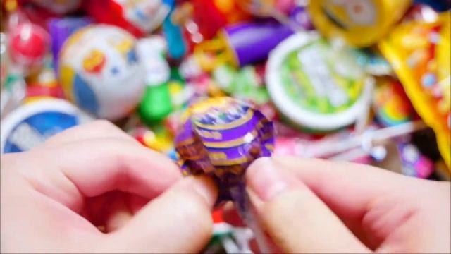 Yummy Candy with Fant Flyer, ASMR