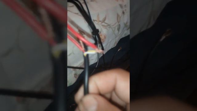 How to  convert auxiliary cable to speaker