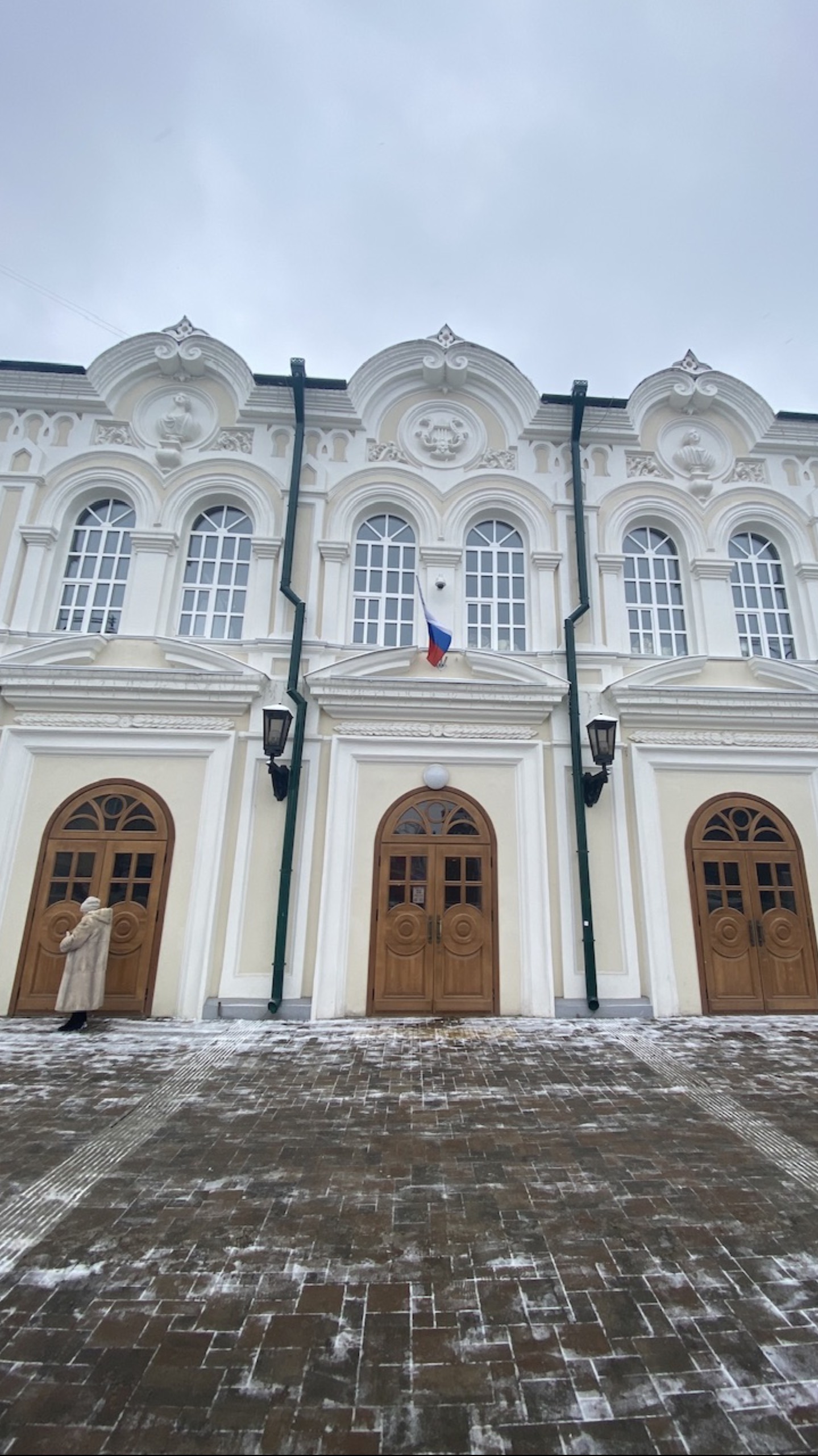 РЯЗАНСКИЙ ТЮЗ (здесь служили великие: ШАЛЯПИН, ЭФРОС, ЕРМОЛОВА)