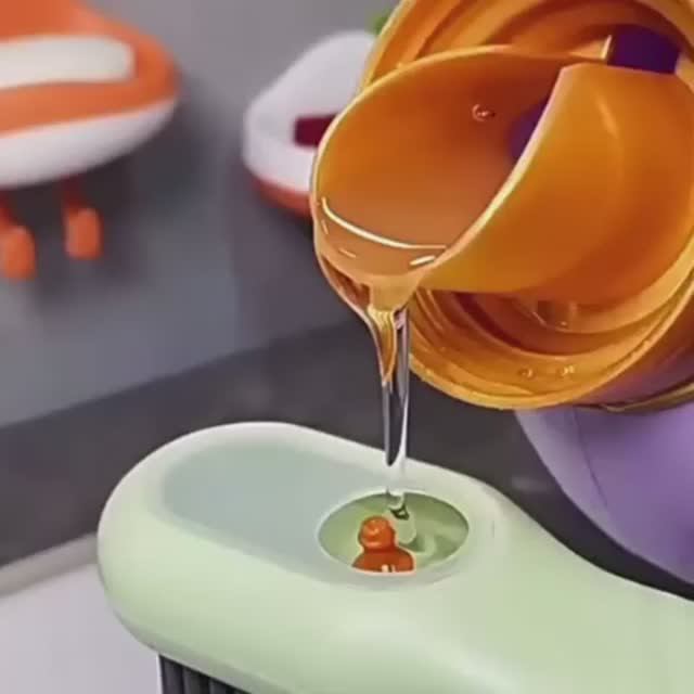 Многофункциональная щётка для обуви 3